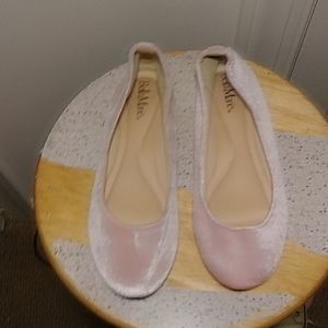 Bella Marie - pink Velvet flats